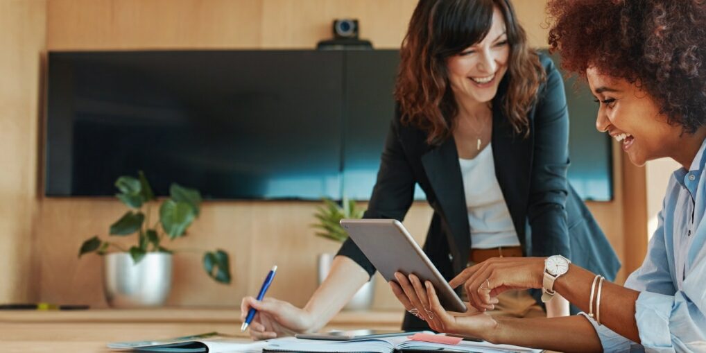 women-working
